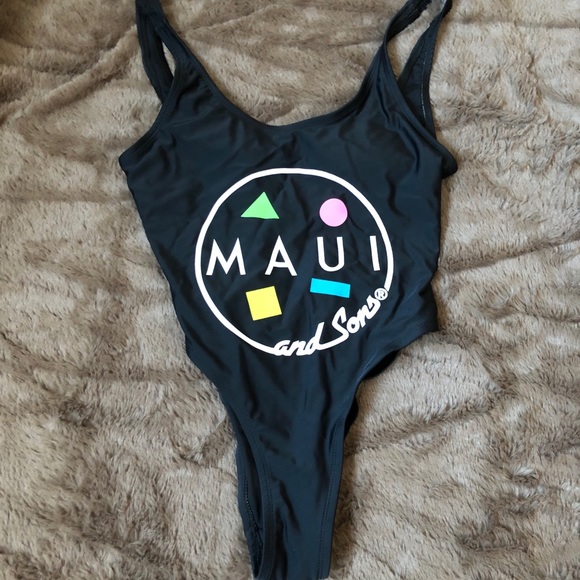 Maui Black One Piece - Picture 1 of 3